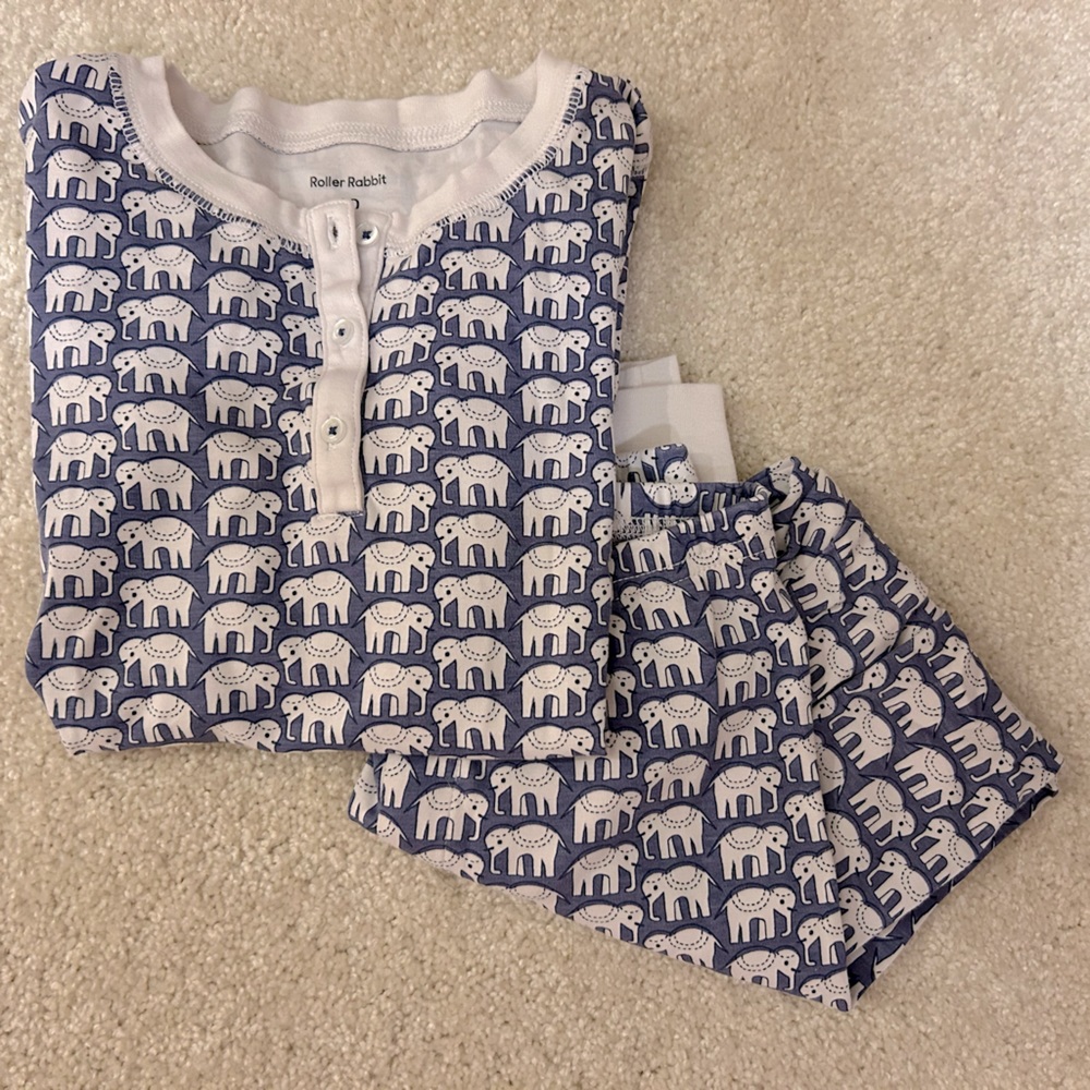 Super cute, blue elephant, roller rabbit, girls, pajamas 🐘💙